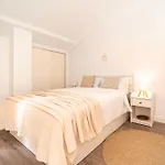 Attic Duplex With 4 Terraces & 5 Min Walk To Apartmán Denia