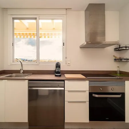 Exclusive Attic Duplex 데니아