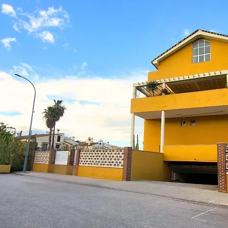 Daire Attic Duplex With 4 Terraces & 5 Min Walk To Denia