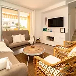 Attic Duplex With 4 Terraces & 5 Min Walk To * Denia